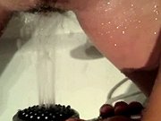 masturbation - Hot chick makes herself good in the shower